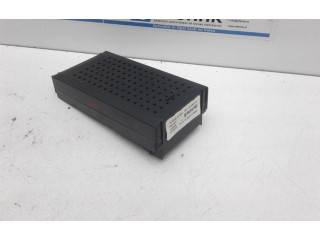 Блок предохранителей 8651548 Volvo V70