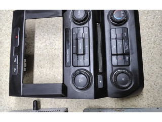 Дисплей    FL3T19C107HG, FL3T18B955FB   Ford F150