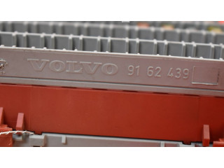 Блок предохранителей  9162439, 9162439   Volvo V70    