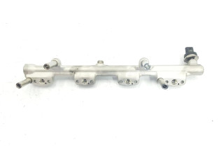 Vstřikovací lišta 13538665633, 8665633 BMW 2 F44