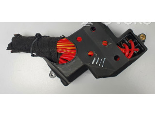 Pojistková skříňka 7L0941828A Porsche Cayenne (9PA) 2006