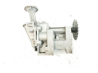 Масляный насос  K9K768 8200307174, 7700600532  Renault Clio III 