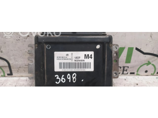 Блок управления двигателя 96394699   Chevrolet Nubira