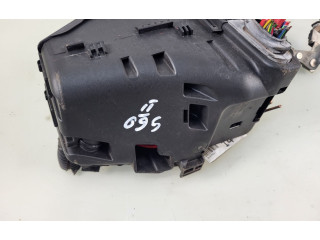 Блок предохранителей 6G9T-14A067-CA Volvo S60