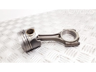 Píst 03LG, CAH Audi A4 S4 B8 8K pro naftový motor 2.0 CAHA