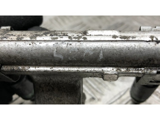 Vstřikovač 2N1U9H487AB, 2225S00376 Ford Focus pro benzínový motor 1.6 HXDA