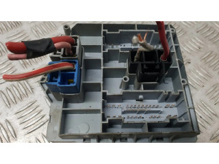   Pojistková skříňka 46763650   Audi A3 S3 8L 2002