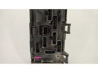 Блок предохранителей 04727080AD Chrysler Voyager