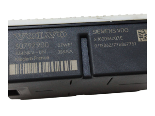 Блок АБС 30797900, S180036007E Volvo V70 2008 - 2013 года