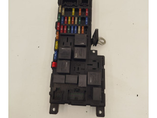 Блок предохранителей 518717004, 8637841   Volvo V70    