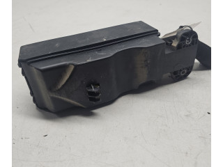 Блок предохранителей Jaguar XE