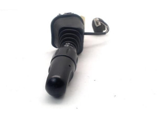 Ручка стеклоочистителей 96552843   Chevrolet Nubira