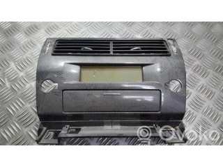 Другая деталь салона