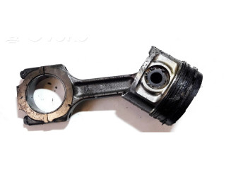 Píst Alfa Romeo 156 pro naftový motor 2.4