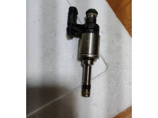 Форсунка 04E906036Q    Skoda Fabia Mk3 (NJ)   