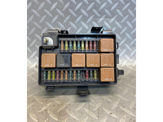 Ящик предохранителей (комплект) 4G43-14A073-AJ   Aston Martin DB9