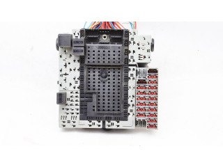 Блок предохранителей 30679527 Volvo XC90