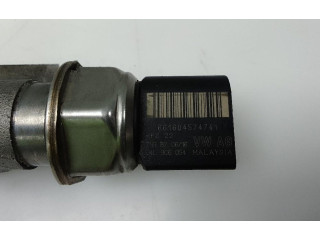 Топливная рампа 04l089b   Audi A3 S3 8V  