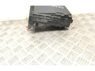 Блок предохранителей 1K0937125, 017183071   Volkswagen Jetta V    