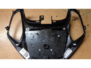 Радио/ проигрыватель CD/DVD / навигация