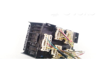 Блок предохранителей  14827340503, 14827340503   Toyota Corolla Verso AR10    