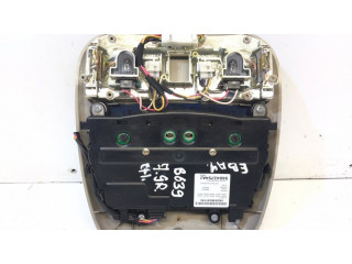 Фонарь освещения передних мест