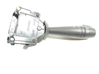 Ручка стеклоочистителей 8201168008, E1109568 Dacia Duster