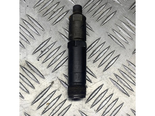 Vstřikovač 000101051   Mercedes-Benz Vito Viano W638  pro naftový motor 2.2  