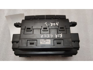 Дисплей 957101H400 KIA Ceed