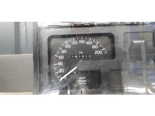 Панель приборов 19819301   Renault Clio I       