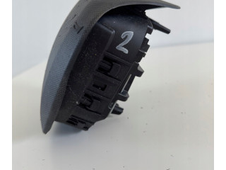 Надувная подушка для руля       Renault Clio IV  2012 -  года   