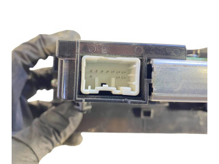 Дисплей    30679647, 69594580   Volvo V50