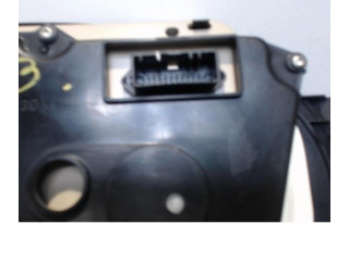 Панель приборов    Dacia Logan I       