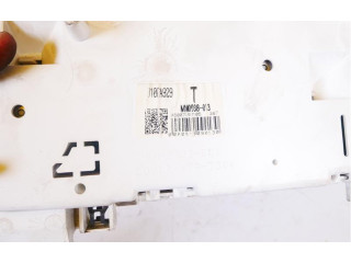 Панель приборов 8100A929, 8100A929 Mitsubishi Colt