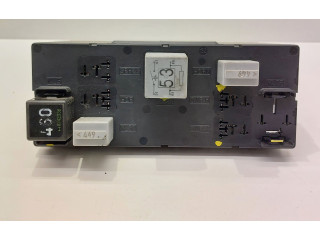 Блок предохранителей 8P0907279N   Audi A3 S3 8P    