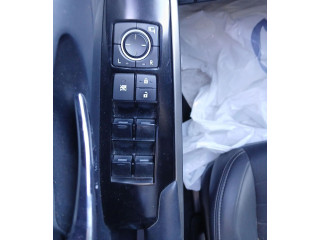 Зеркало электрическое        Lexus IS-F   -  года   