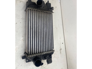 Радиатор интеркулера 13283253, 13283253 Opel Meriva B 2010 - 2016 года