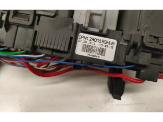 Блок предохранителей DPN13800159HWB Volvo S60