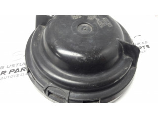 Передняя крышка лампи