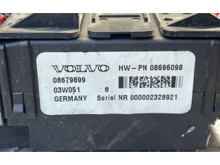 Блок предохранителей 08679899, 03W051 Volvo S60