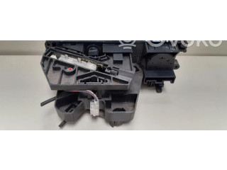 Pojistková skříňka Спидометр (приборный щиток) 7040030720 Nissan Micra