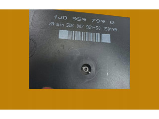 Блок комфорта 1J0959799Q   Volkswagen Golf IV   