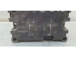 Блок управления двигателя 280240001R Renault Clio I