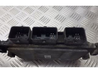 Блок управления двигателем Блок управления 8200774747 Renault Twingo II