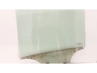 Основное стекло задних дверей