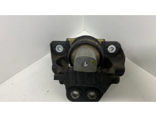 Подушка двигателя