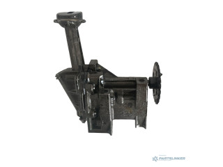 Масляный насос   7700600532  Dacia Duster 