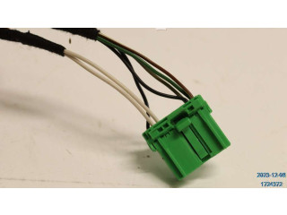 Зеркало электрическое        Volvo V70  2005 - 2008 года   