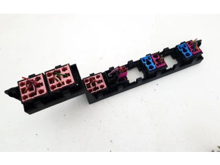 Блок предохранителей 3d1937499e Volkswagen Phaeton