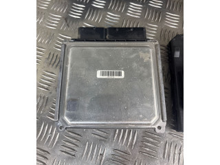 Комплект блоков управления 04L907445E, 3Q0907530A   Skoda Octavia Mk3 (5E)